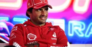 Стана ясна заплатата на Сайнц, ако премине в Ауди