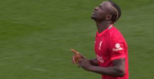 Мане е третият футболист със 100 гола без дузпи