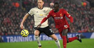 Ливърпул надви Юнайтед на Анфийлд