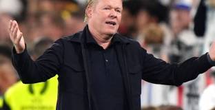 Куман нападна Лапорта: Барса няма уважение към легендите