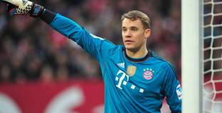 Нойер иска дългосрочен договор, Байерн е против