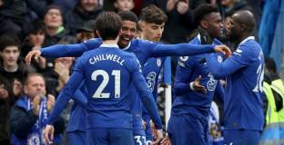 Невил: Челси може да се бори за топ 3 през следващия сезон