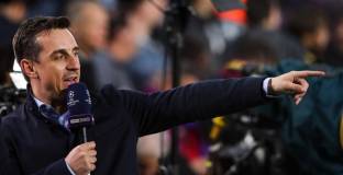 Невил за Фернандес: Странен трансфер 