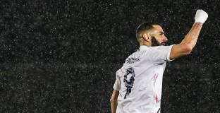 Анчелоти защити Бензема