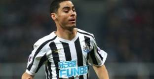 Нюкасъл - Бърнли 2:0 