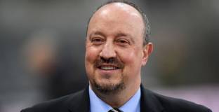 Нюкасъл обеща на Бенитес 100 милиона за трансфери