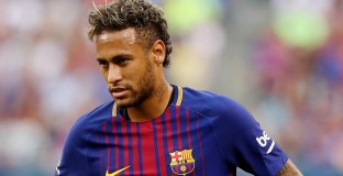 Алба: Неймар ще остане