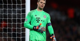 Нойер отново надяна ръкавиците 