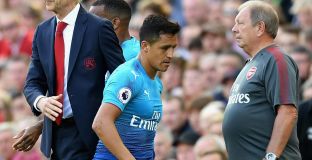 Санчес не е подавал молба за трансфер 