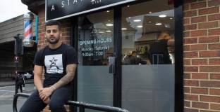 Челси забрани на бръснар да посещава базата, заради снимки с играчи (снимка)