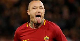 Наинголан: Няма какво да губим срещу Барселона