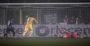 Алегри: Буфон е Буфон