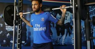 Неймар започва тренировки с топка