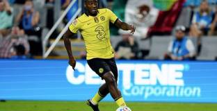 Нотингам Форест се приближава до трансфер на Батшуай 