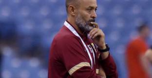 Ал - Итихад уволни Санто 