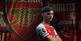 Нюкасъл възнамерява да наеме Тиърни