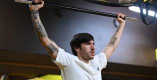 Нюкасъл реагира на новите обвинения към Тонали