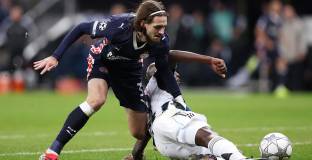 Нюкасъл размаза ПСВ