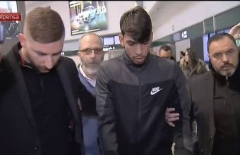Лукас Пакета пристигна в Милано.