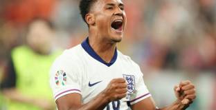 Уоткинс ставни Англия с Реал Мадрид 