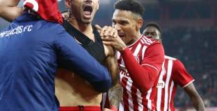 Олимпиакос - Фенербахче 0:0 