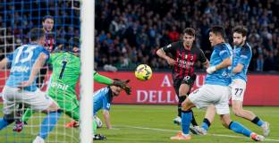 Милан неочаквано разгроми Наполи