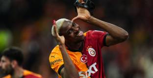 Осимен разказа за конфликта си с Наполи 