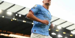 Бащата на Холанд отговори на Кийн