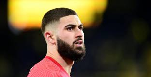 Гвардиол няма да премине в Челси