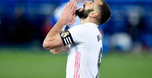 Йозил: Гордея се с Бензема