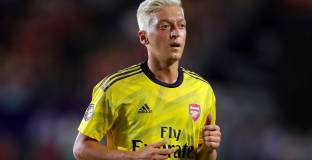 Йозил се опасява, че вече е изиграл последната си среща за Арсенал