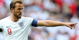 Кейн тренира по индивидуална програма