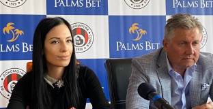 Нова ръководителка в Левски била фенка на ЦСКА, беснеят сините ултраси