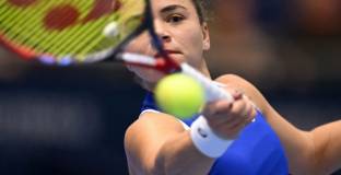 Паолини каза как ще поздрави Швьонтек 