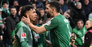 Вердер Бремен - Фрайбург 3:1 