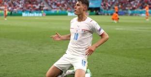 Шик догони Роналдо за голмайстор на Евро 2020