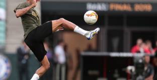 Обамеянг разказа за въоръжения грабеж в дома му