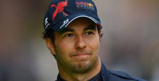 Перес: Латиноамериканците са подложени на повече критики 