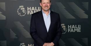  Шмайхел: Не мисля, че някой може да се бори с Ман Сити за титлата