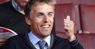 Women's Sports Trust е недоволна от назначаването на Фил Невил 