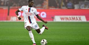 РБ Лайпциг с нова оферта за защитник на Лион 