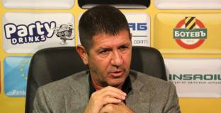 Шефът на Ботев Пловдив: Ще имаме стадион до март 2020 година