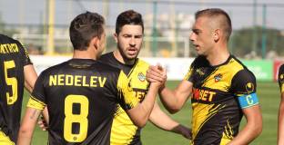 Ботев Пловдив си уреди контрола по време на паузата