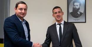 Сашо Тонев преподписа с Ботев Пловдив