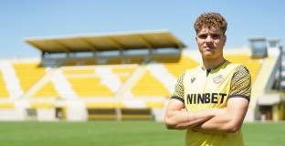 Играч от Литва парафира с Ботев Пловдив