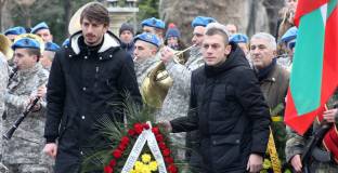 Канарчетата се включиха в честванията за рождението на Христо Ботев