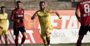 Локо София задълбочи кризата в Ботев Пловдив