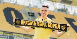 Ботев Пловдив подписа с роден национал