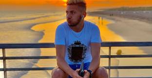 Ел - Мелали се извини за ексхибиционизма си