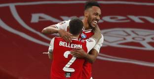 Ефективен Арсенал на финал през Ман Сити